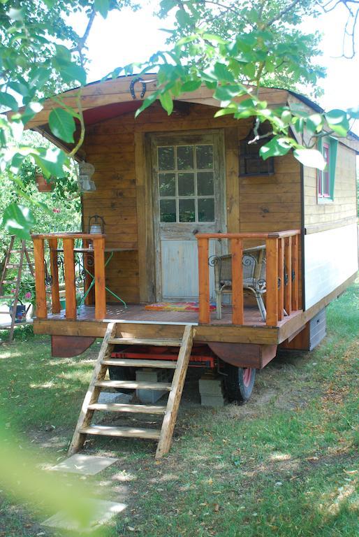 Combovin Maison D'Hotes Ainsi Soie T-Il الغرفة الصورة